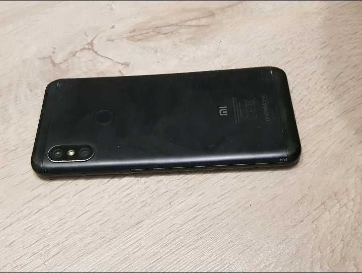 Торг.Наложка. Xiaomi Mi A2 Lite 32 Gb + шнур