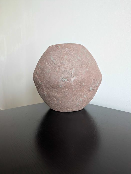 Vaso Boho Orgânico – Peça Artesanal em Cimento com Textura Natural