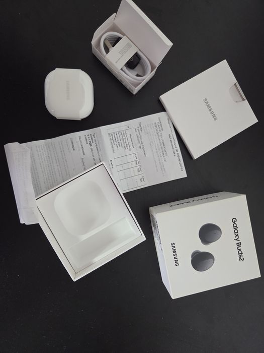 Samsung Galaxy Buds2 + водонепроникний чохол