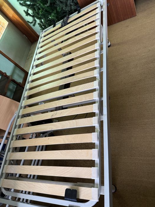 Cama Ortopédica Elétrica com Motor – Elevação de Cabeceira e Pernas