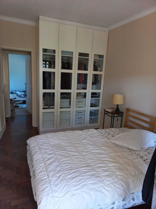 Vendo T2  perto da praia Estoril