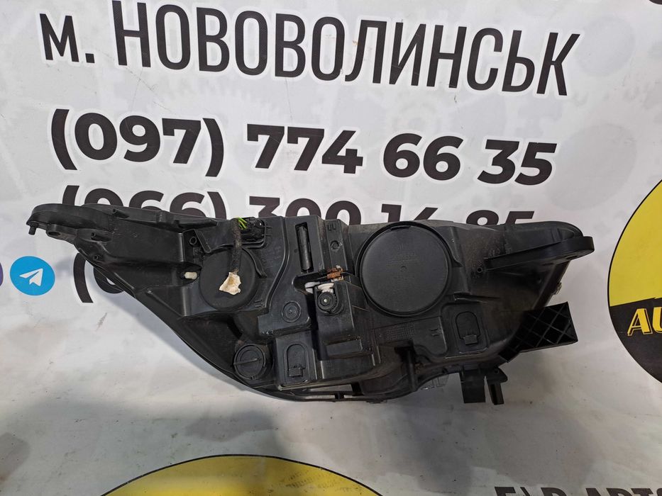 Фара ліва права передня citroen c4 2 b7