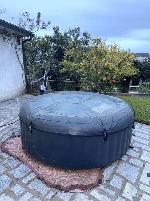 SPA INSUFLÁVEL INTEX 4/6 PESSOAS