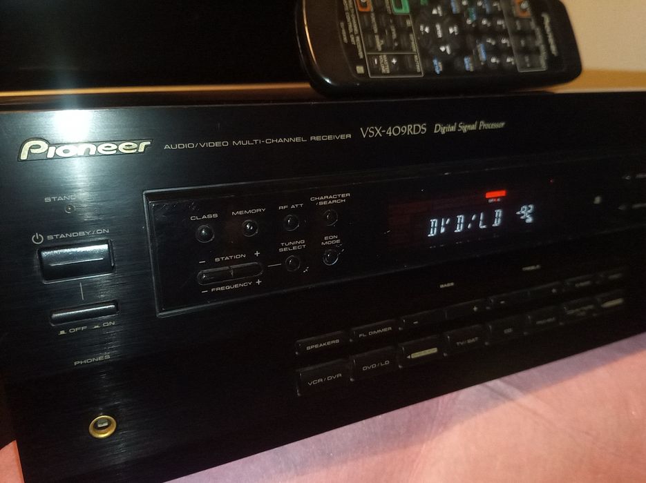 Amplificador Pioneer com radio mod VSX 409RDS com comando