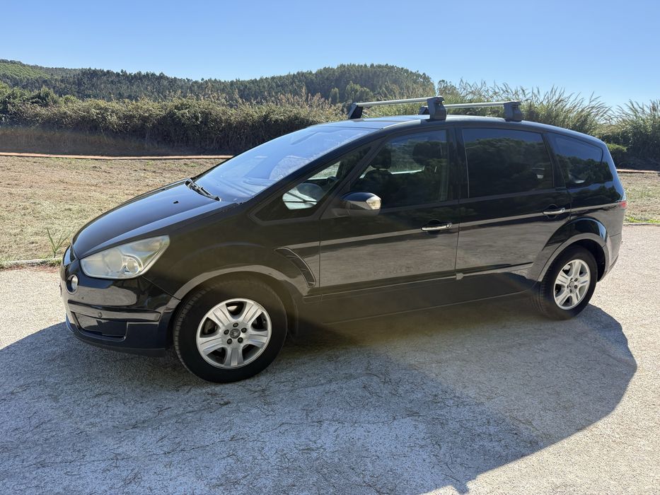 Ford s max.  Motor 2000cc