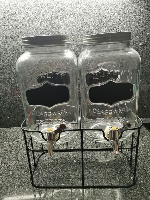 Dispensador de bebidas duplo