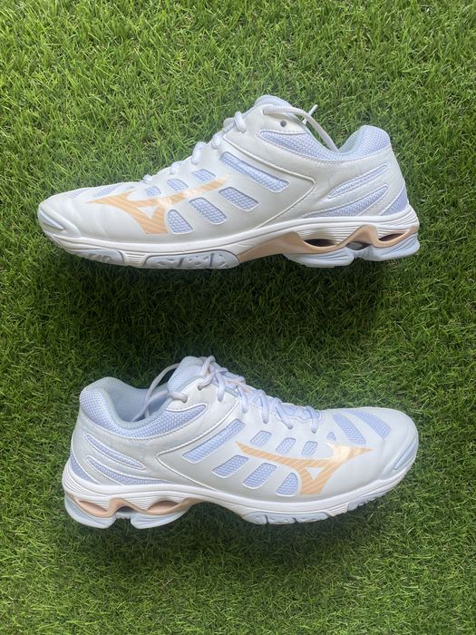 Кросівки mizuno