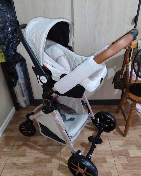 Carrinho bebe 3 em 1 - Branco