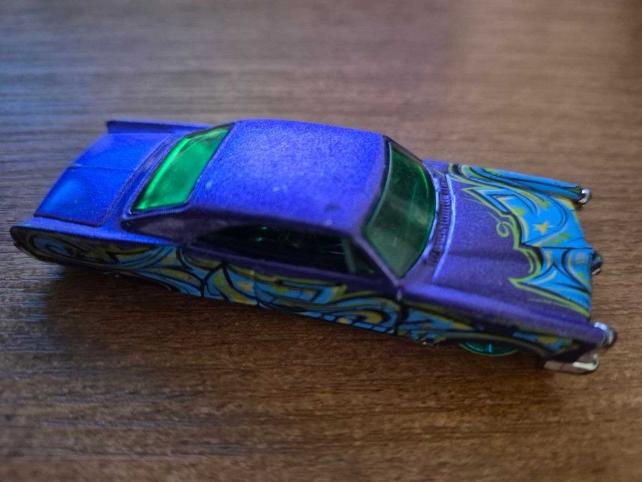 Металева машинка Hot Wheels '65 Pontiac Bonneville (Mattel, Malaysia)