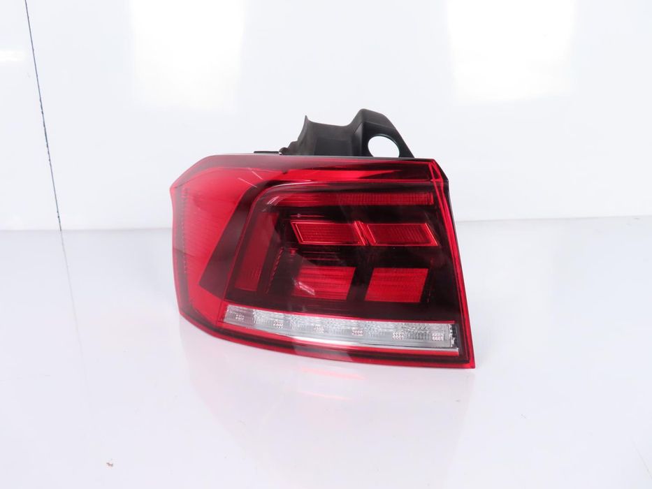Farolim Led Vw Passat Variant Ref: 3G9945095G