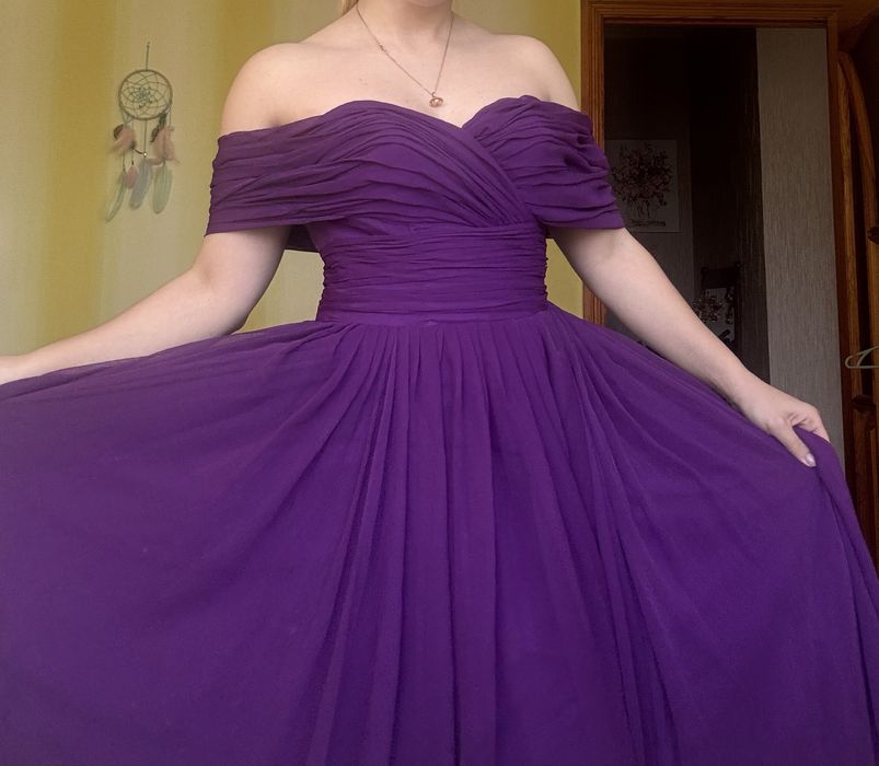 Продам вечірню/випаскну сукню