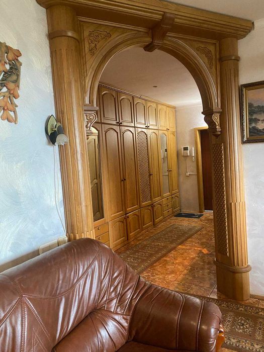 Продам 3к 107м пр- т Науки 62-А Бізнес Клас Ремонт Меблі Техника Цегла