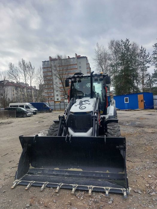 Послуги екскаватора-навантажувача HIDROMEK 102B.