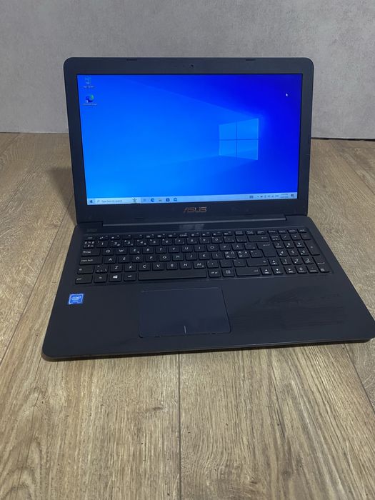 Ноутбук ASUS 480gb/4gb ОЗУ Intel(R) Celeron(R)