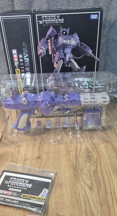 Zamiennik Takara tomy Transformers Masterpiece MP-29 Laserwave Destron Figurka