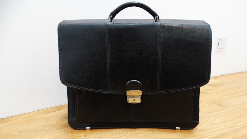 Teczka skórzana czarna z rączką