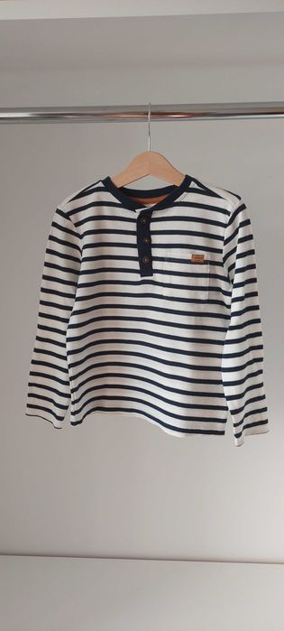 Bluzka na długi rękaw w paski dla chłopca 98/104