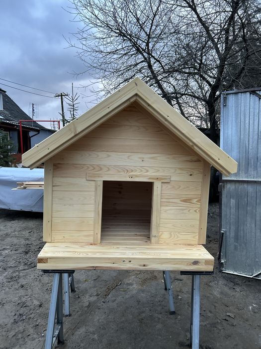 Buda dla psa ocieplana