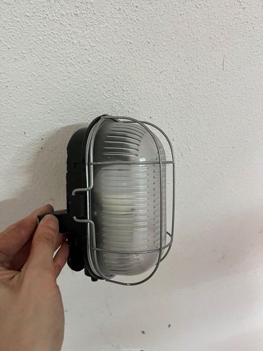 Olhos de boi / luminárias industriais – vários modelos