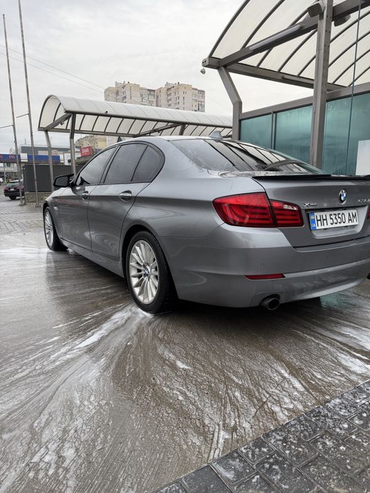 BMW F10 535i XDrive 2012