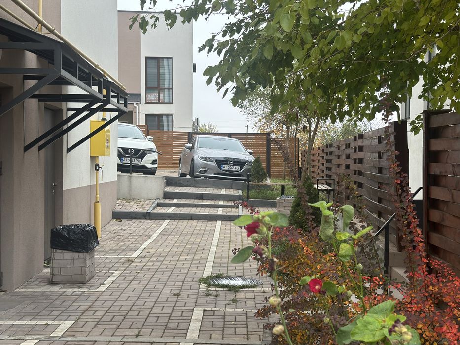 Продам. Квартира з ремонтом. Окремий вхід