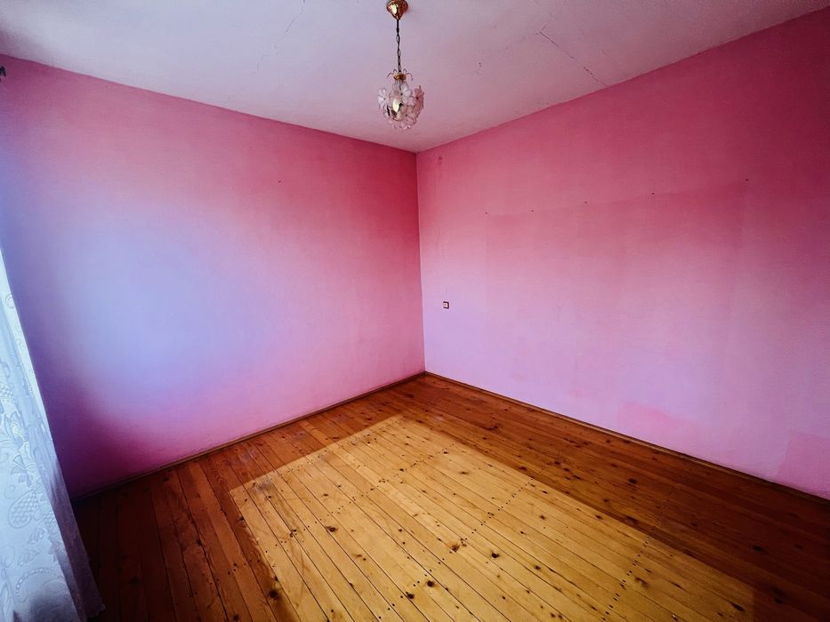 Продаж цегляного будинку в м.Берегове, 186 кв.м , 10 соток ділянки.