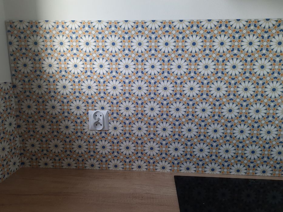 Folia panel nad blat zamiast płytek okleina orientalny wzór alhambra