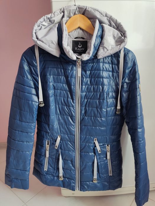 Жіноча осінньо-весняна куртка