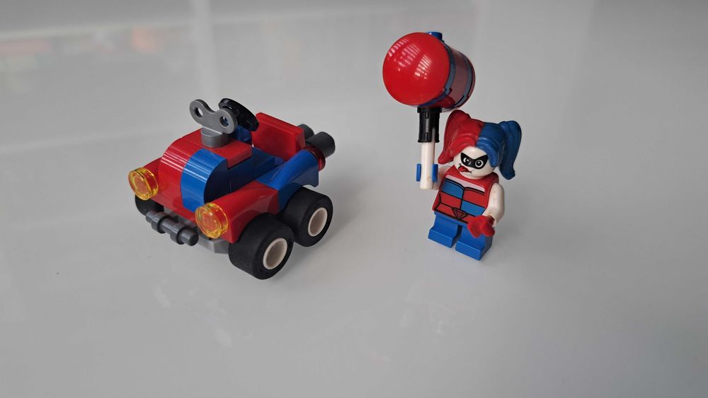 LEGO 76092 SUPER HEROES: Batman vs Harley Queen