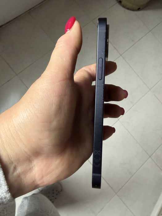 Iphone 12 64 GB usado