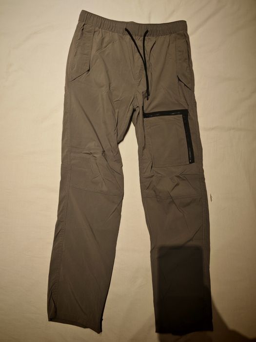 Várias roupas tudo por 5€ - tamanhos S, M e L homem