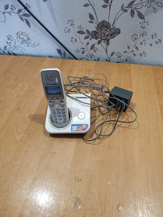Радіо телефон panasonic