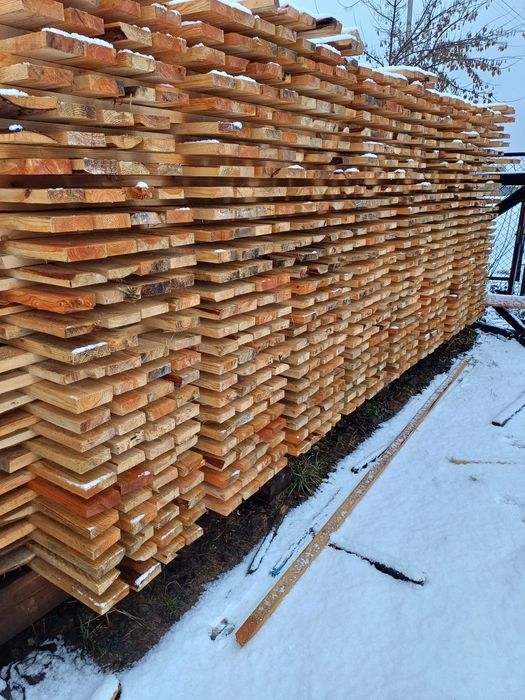 Склад пиломатеріалів доска и брус свіжопил сосна 40*200*4,5/6