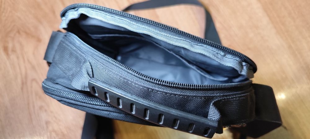 Сумка через плече sport