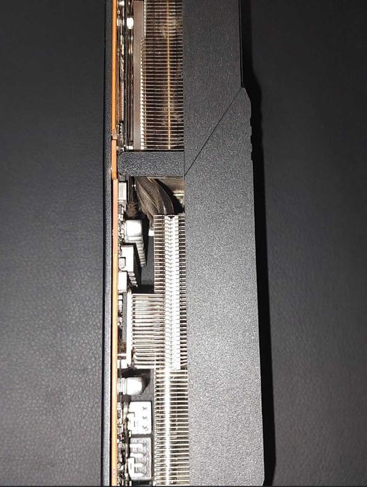 ASUS TUF RX 5700 XT 8GB Gaming состояние!