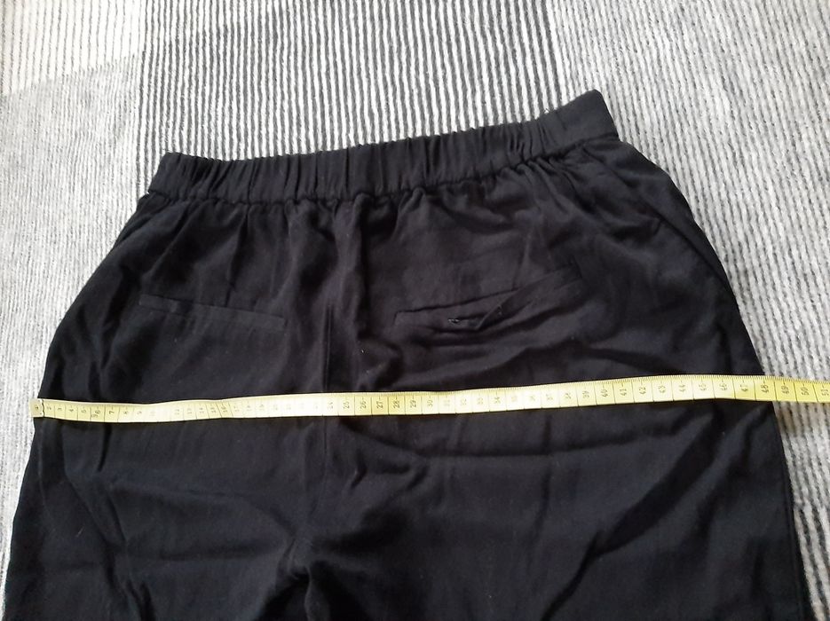 Spodnie materiałowe Mango