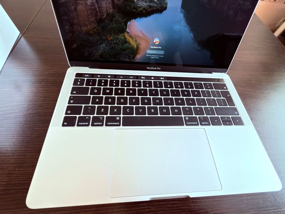 MacBook Pro 2018, 8GB RAM, 512GB SSD, Intel Core i5 Rezerwacji  do 04.05