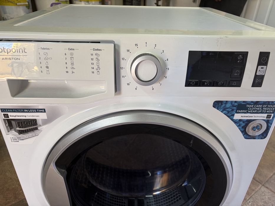 Máquina de Secar Roupa Hotpoint Ariston 8 kg | Bomba de Calor | Inverter