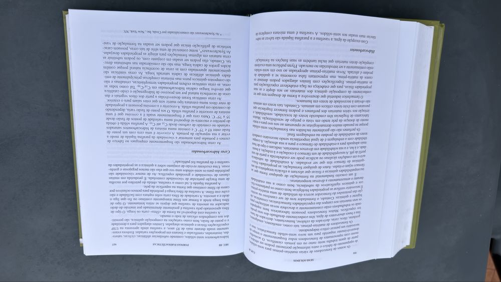 Teoria e Prática na Industria Farmacêutica Vol. I e II de Lachmann Fundação Calouste Gulbenkian