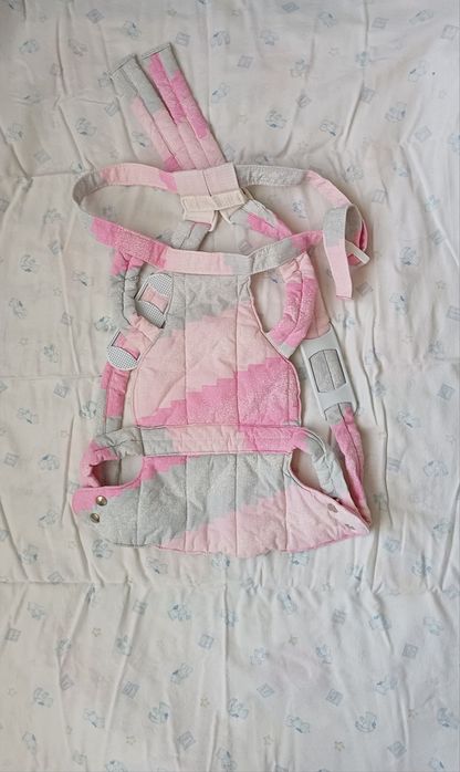 Комбінезончики. На 3-9 місяців. По 100 грн.