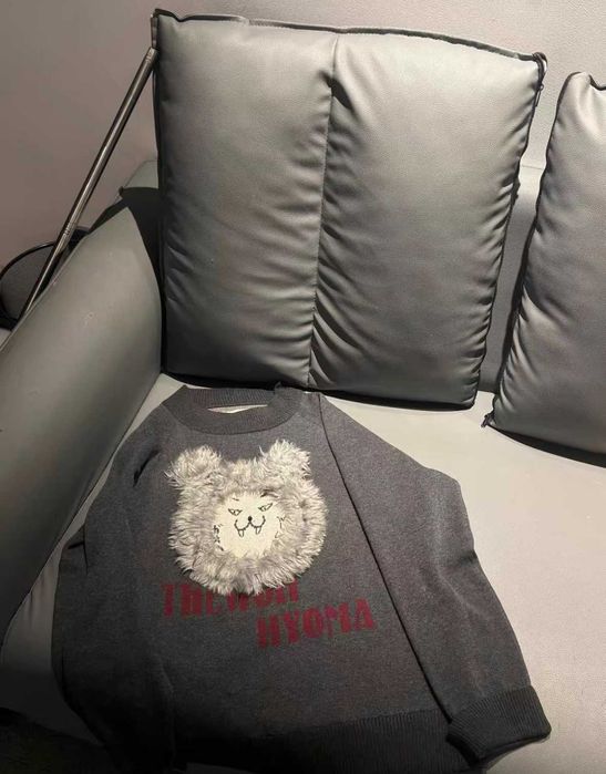 20471120 fur hyoma "The wolf Hyoma" sweatshirt