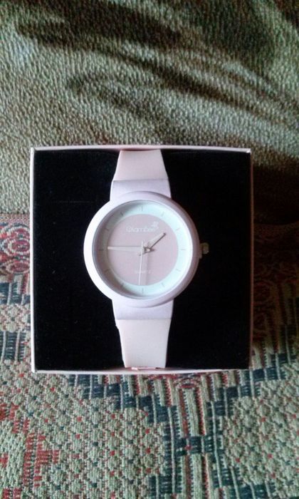 Часы    наручные