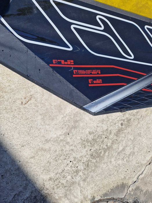 Vela Windsurf Point-7 AC-1 7.2m2 em ótimo estado