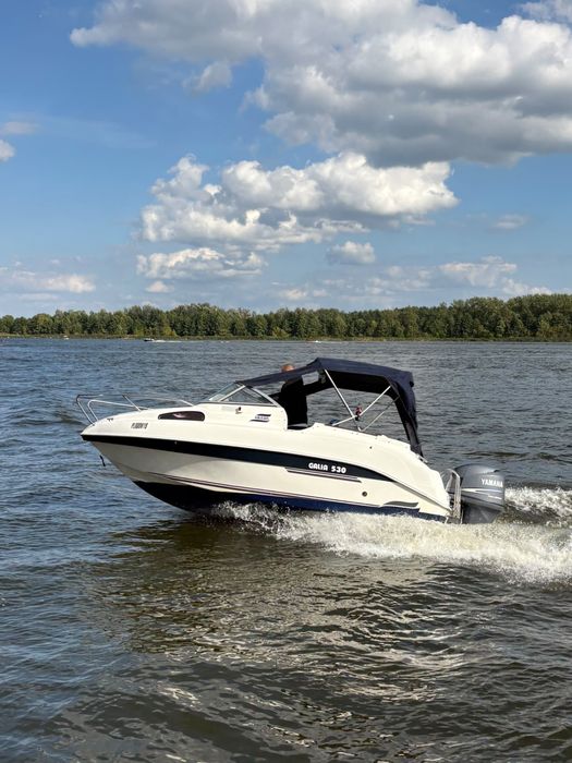 Sprzedam łódź motorową Galia 530 z silnikiem zaburtowym Yamaha 115 HP z 2005r. oraz ocynkowaną  przyczepą jednoosiową