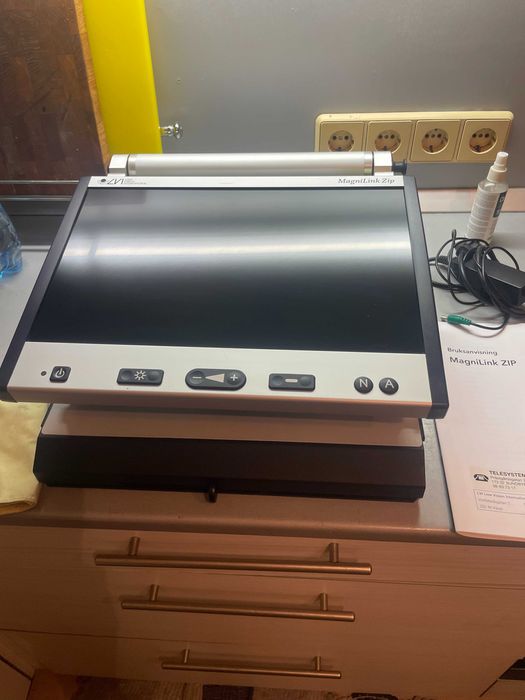 Микроскоп цифровой MagniLink Zip 17" производство Швеция