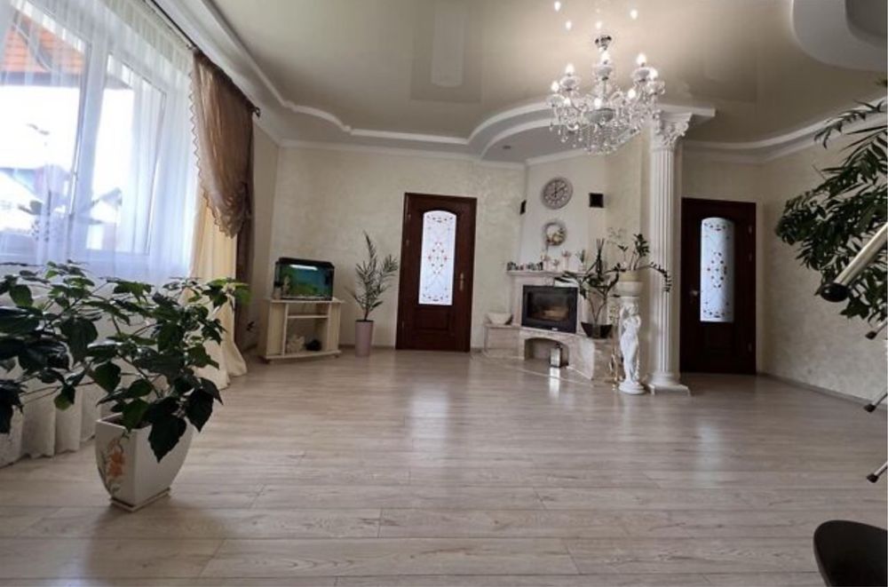 Продається будинок в передмісті Тернополя