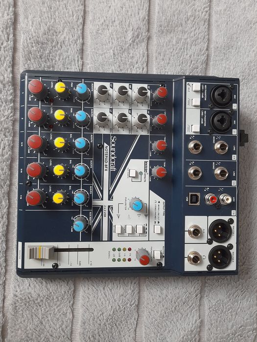 Soundcraft notepad 8fx