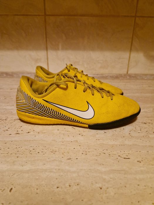 Halówki nike r 36