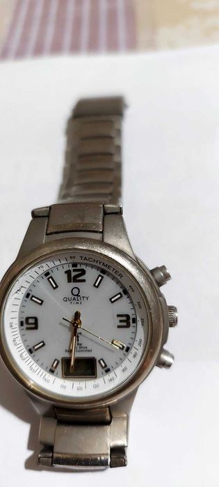 Годинник Quality time