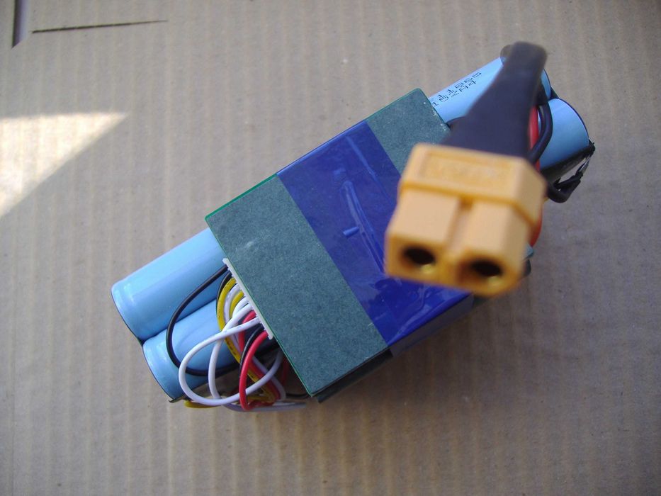 Аккумулятор Li-ion 36v 4.4Ah LG 20шт 18650 с платой BMS